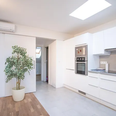 -duplex, Up To 4people 아파트 *